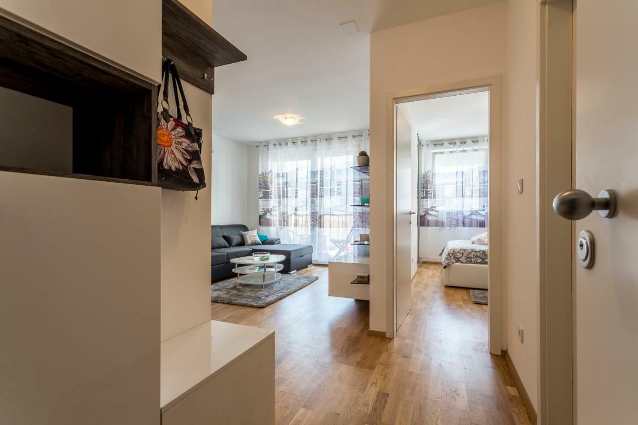 Apartment Luka Split Exterior foto